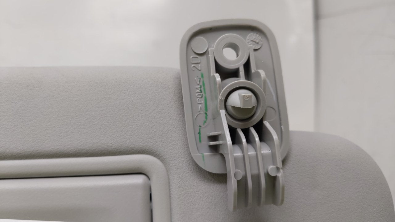 2004 Mazda 3 Sun Visor Shade Replacement Passenger Right Mirror Fits OEM Used Auto Parts - Oemusedautoparts1.com