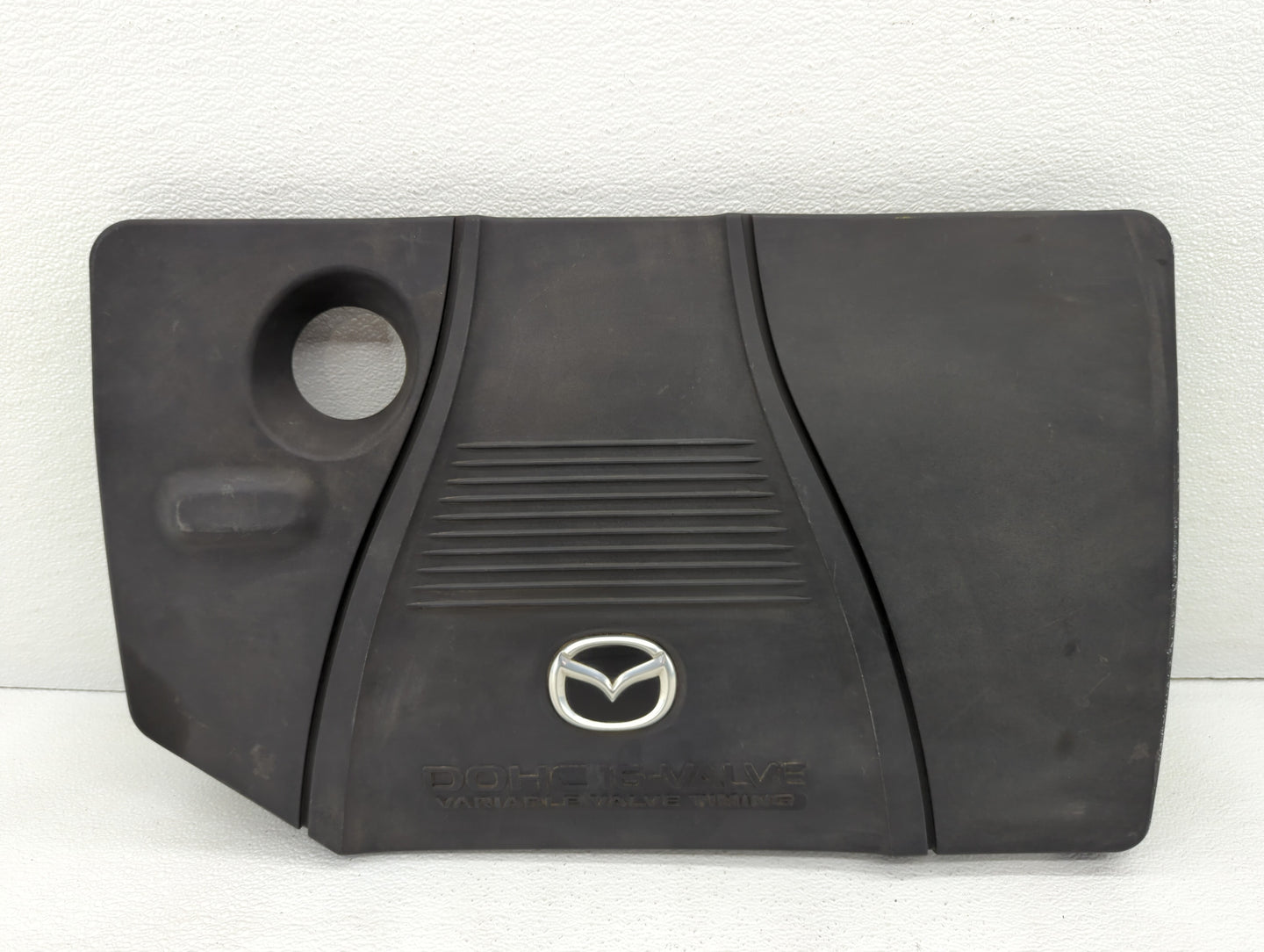 2004 Mazda 3 Engine Cover - Oemusedautoparts1.com