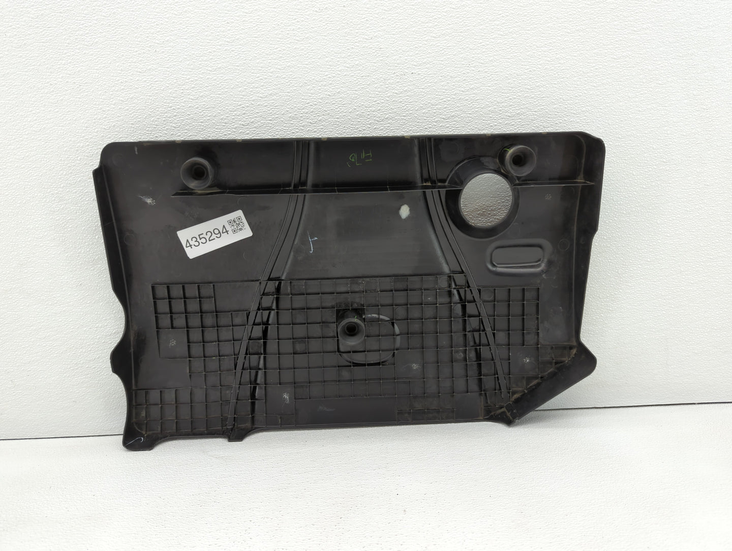 2004 Mazda 3 Engine Cover - Oemusedautoparts1.com