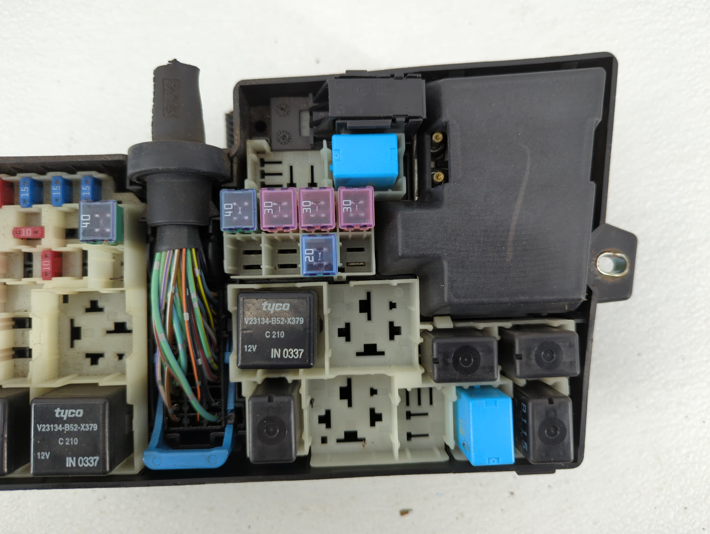 2004-2009 Mazda 3 Fusebox Fuse Box Panel Relay Module P/N:BP4K-66765 Fits Fits 2004 2005 2006 2007 2008 2009 OEM Used Auto P