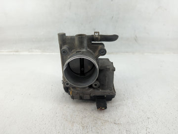 2004-2005 Mazda 3 Throttle Body P/N:E0T73171 Fits Fits 2003 2004 2005 2006 2007 OEM Used Auto Parts - Oemusedautoparts1.com