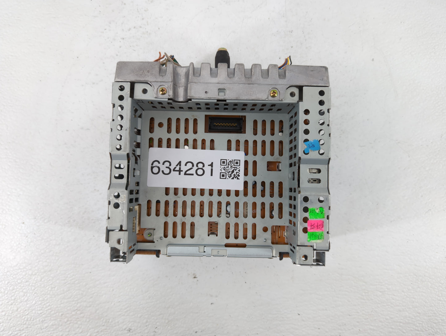 2004-2004 Mazda 3 Am Fm Cd Player Radio Receiver - Oemusedautoparts1.com