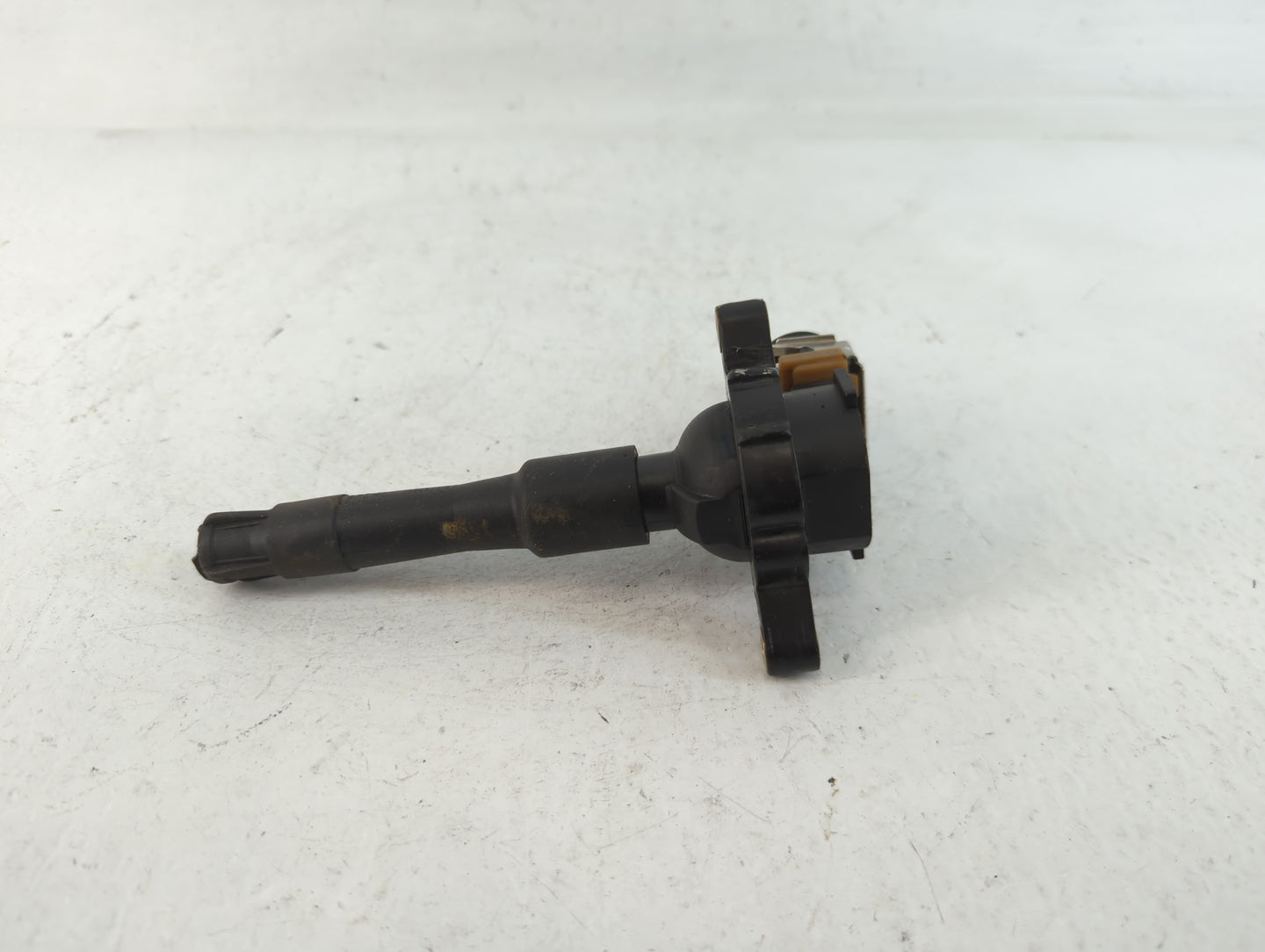2004 Mazda 5 Ignition Coil Igniter Pack - Oemusedautoparts1.com