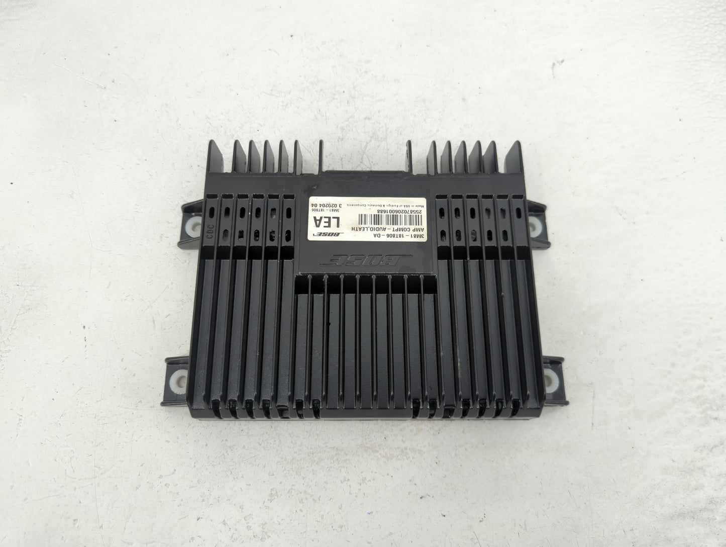 2003-2008 Mazda 6 Radio AM FM Cd Player Receiver Replacement P/N:3M81-18T806-DA Fits Fits 2003 2004 2005 2006 2007 2008 OEM 