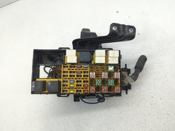 2004 Mazda B4000 Fusebox Fuse Box Panel Relay Module Fits OEM Used Auto Parts - Oemusedautoparts1.com