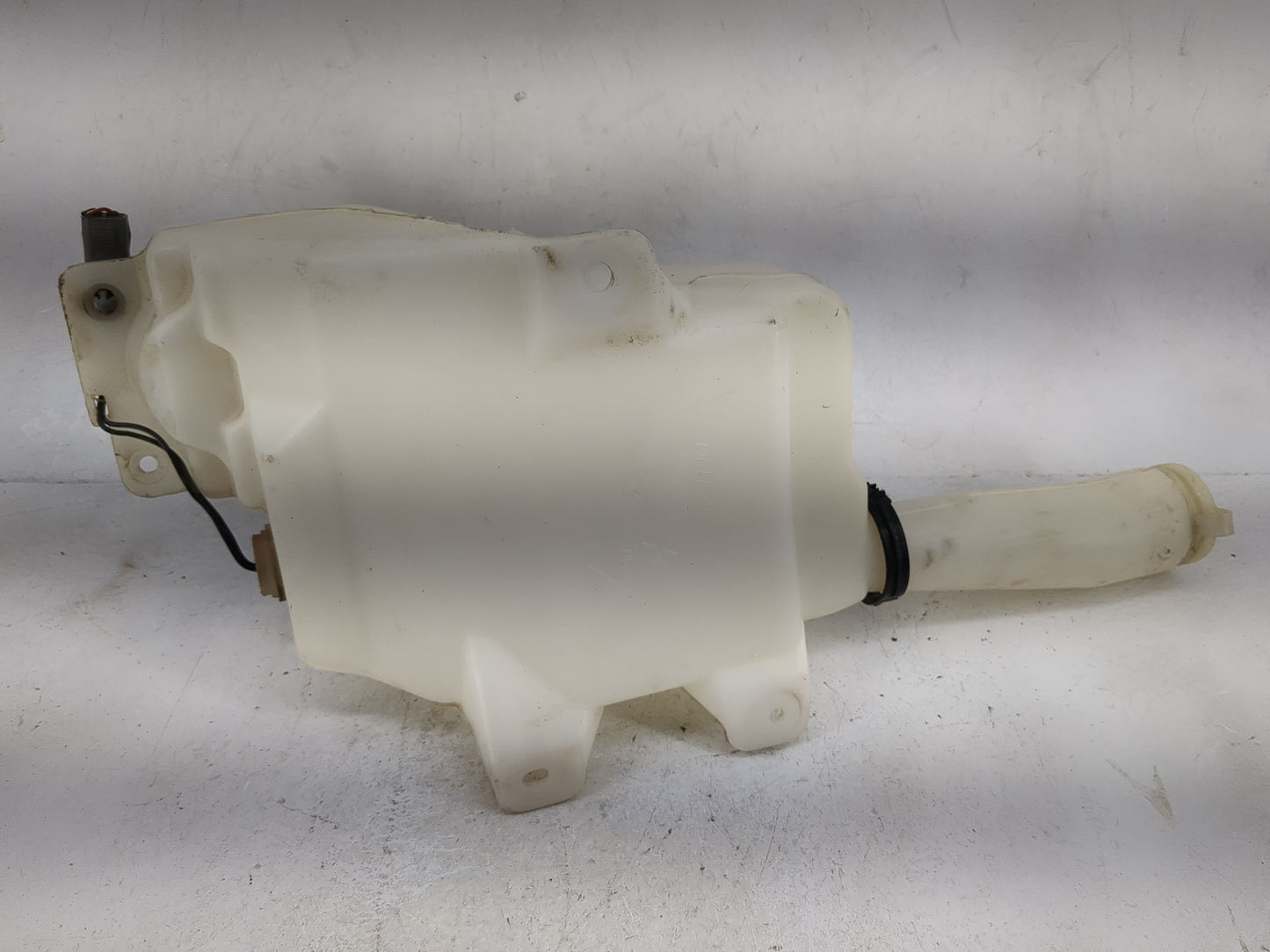 Mazda Mazda6 Windshield Washer Fluid Reservoir Bottle - Oemusedautoparts1.com