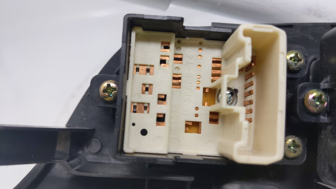 2004 Mazda Rx-8 Master Power Window Switch Replacement Driver Side Left Fits OEM Used Auto Parts - Oemusedautoparts1.com