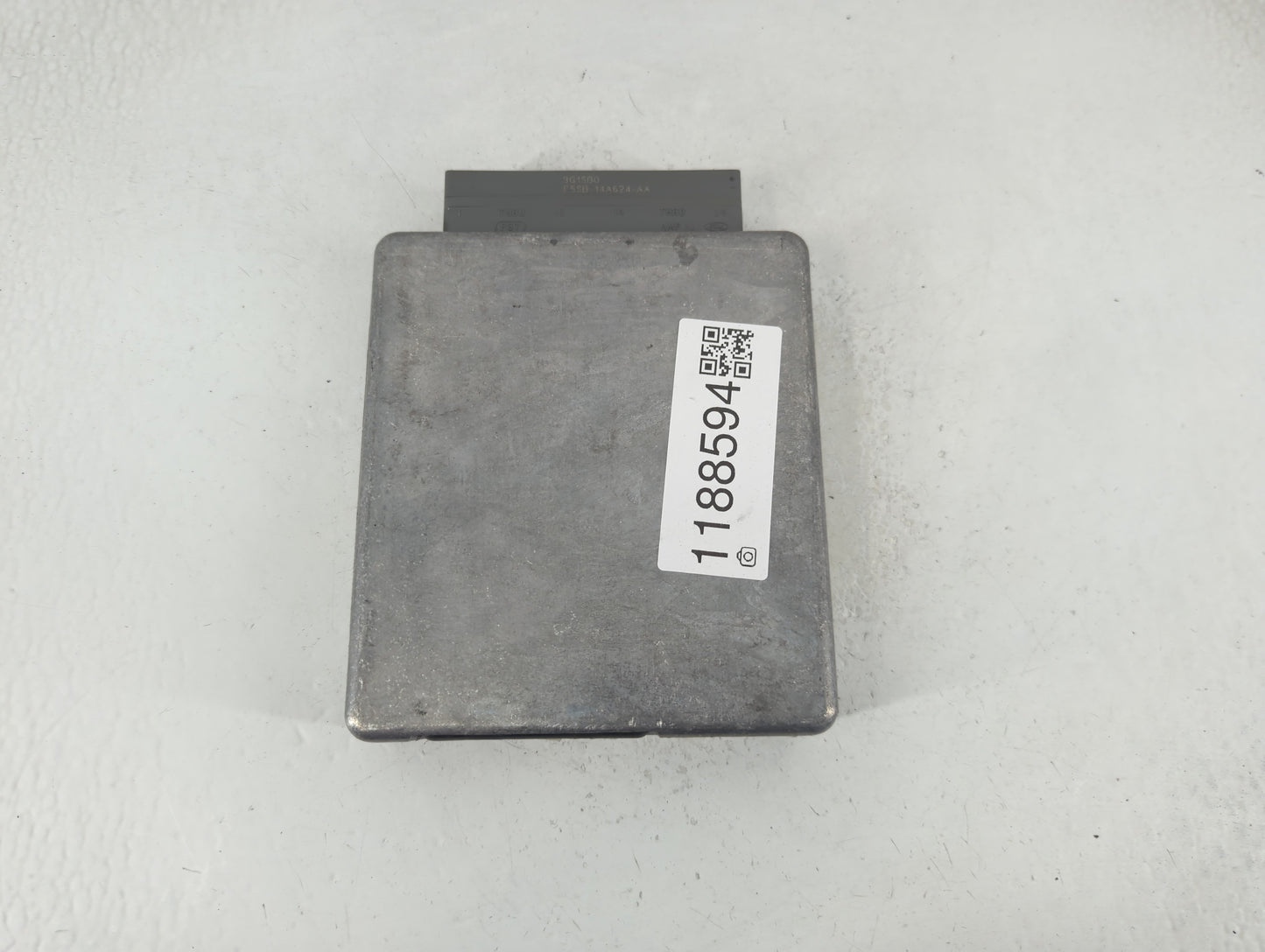 2004 Mazda Tribute PCM Engine Control Computer ECU ECM PCU OEM P/N:3L8A-12A650-AGA Fits OEM Used Auto Parts - Oemusedautopar