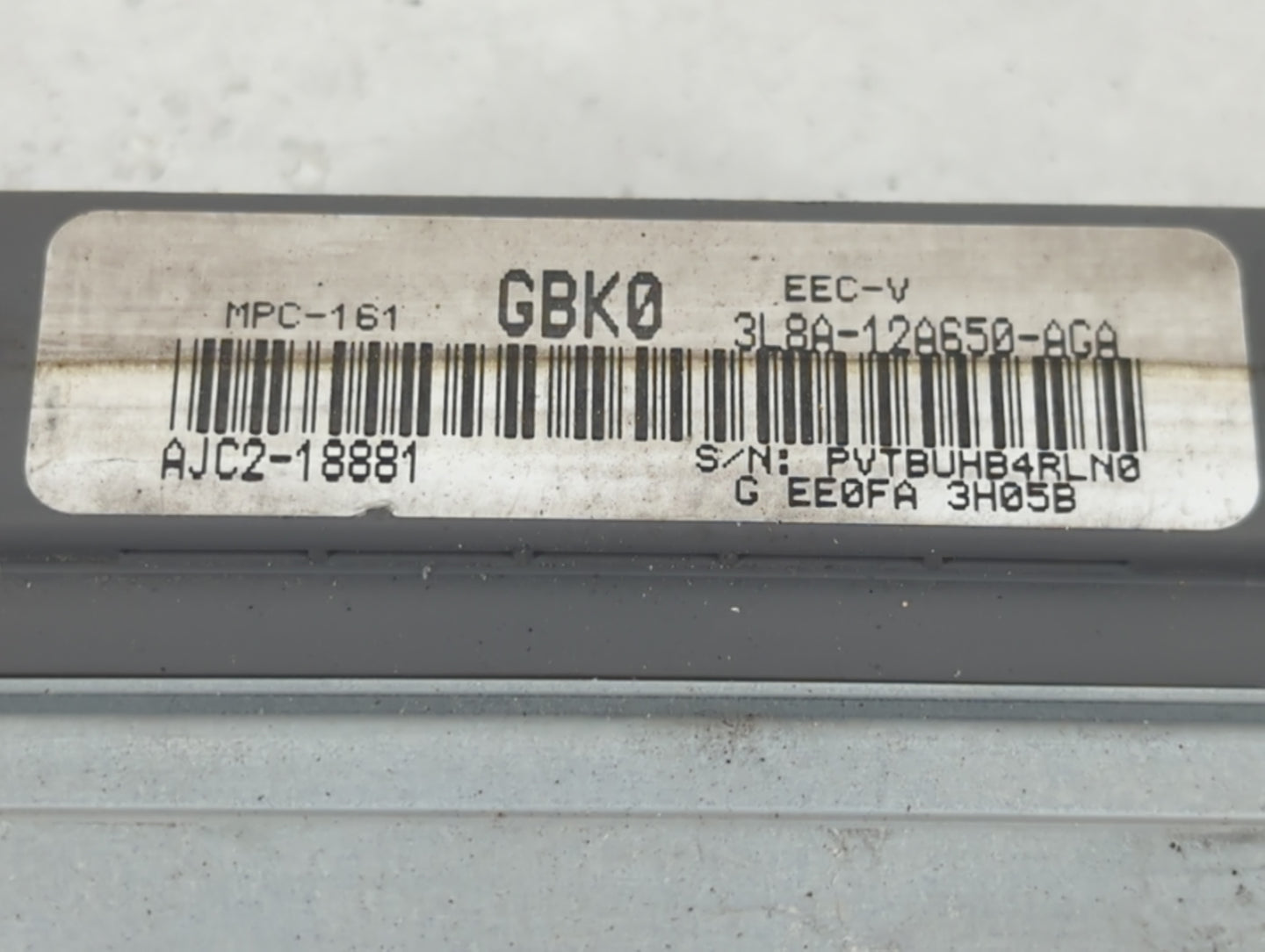 2004 Mazda Tribute PCM Engine Control Computer ECU ECM PCU OEM P/N:3L8A-12A650-AGA Fits OEM Used Auto Parts - Oemusedautopar