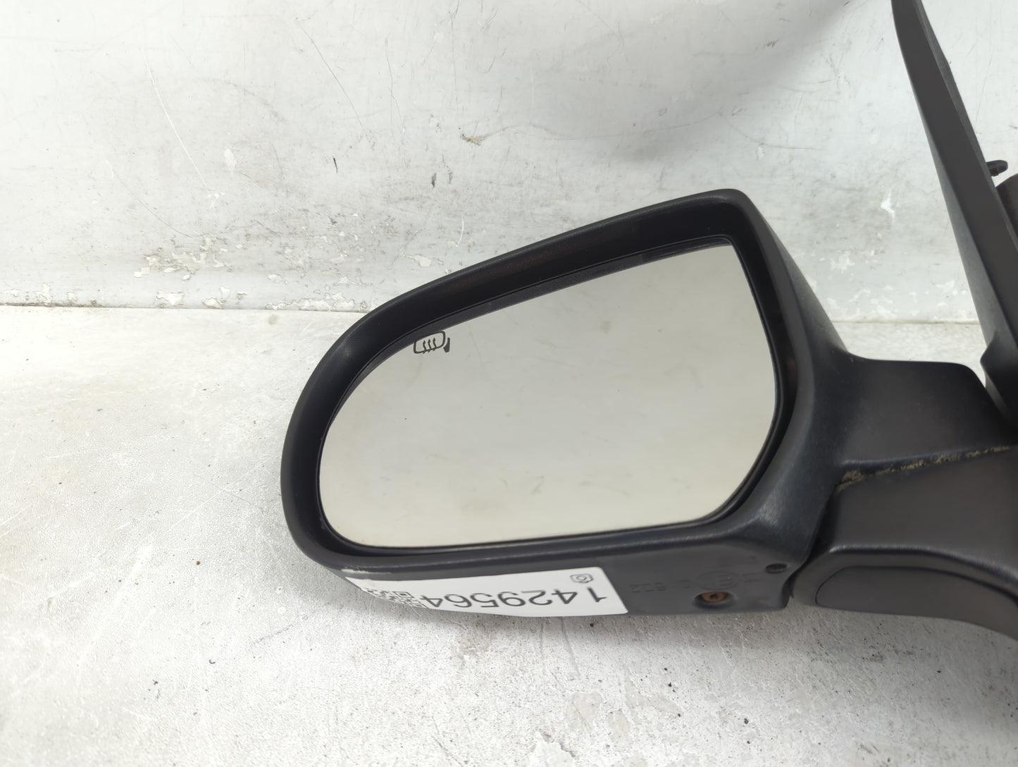2003-2006 Mazda Tribute Driver Side View Mirror - Left Door Mirror OEM Used - Oemusedautoparts1.com