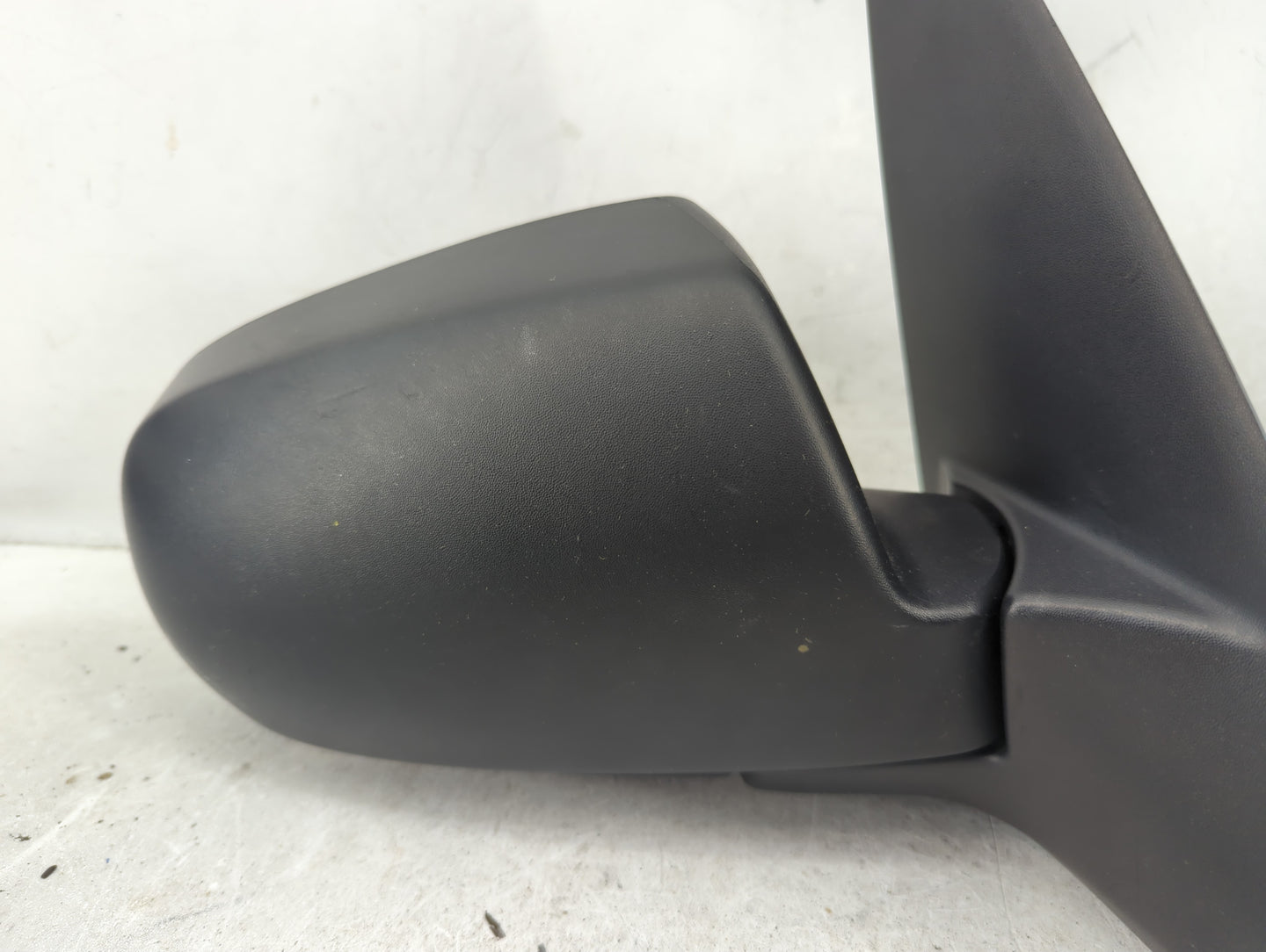 2003-2006 Mazda Tribute Passenger Side View Mirror - Right Door Mirror OEM Used - Oemusedautoparts1.com