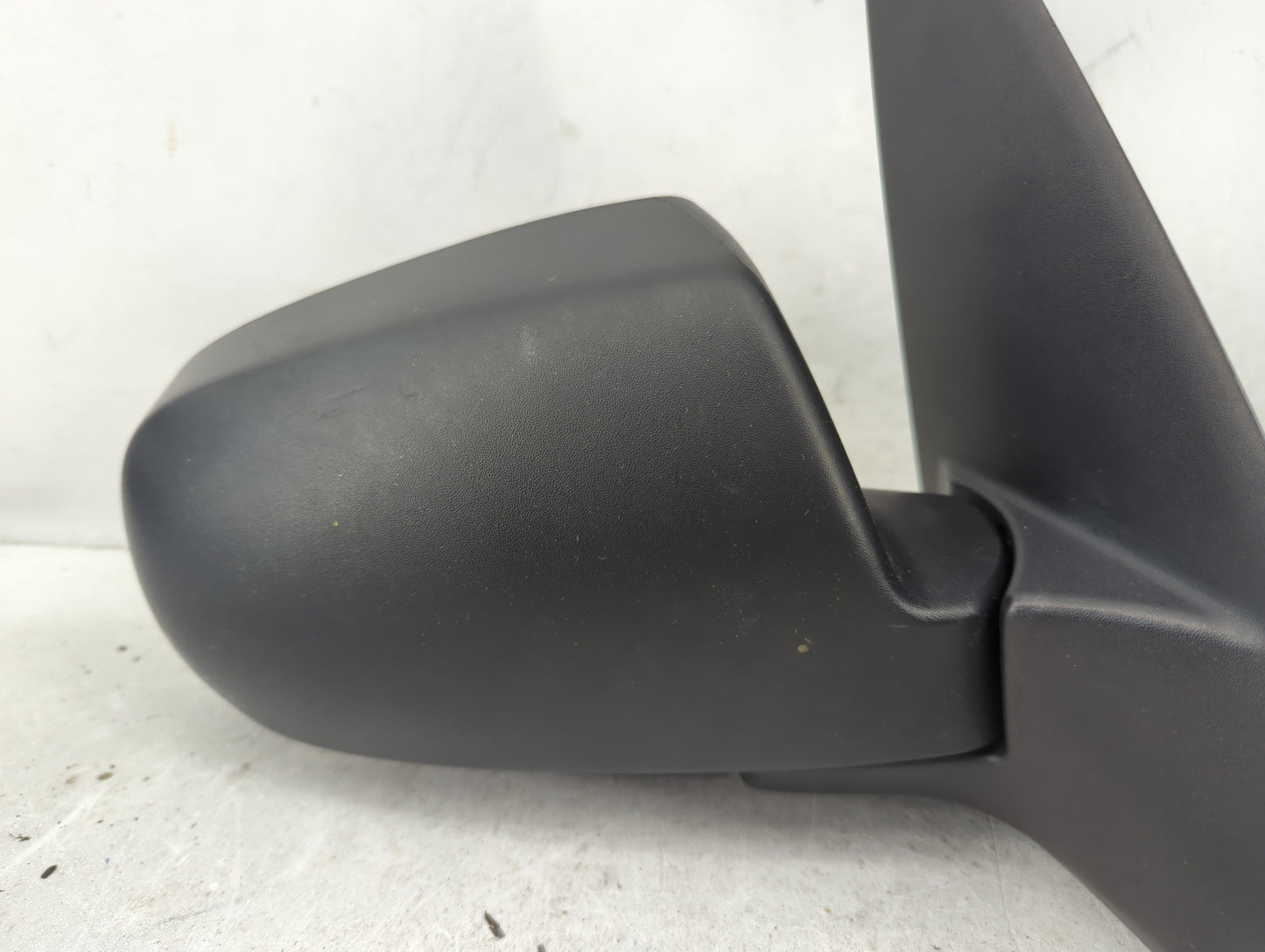 2003-2006 Mazda Tribute Passenger Side View Mirror - Right Door Mirror OEM Used - Oemusedautoparts1.com