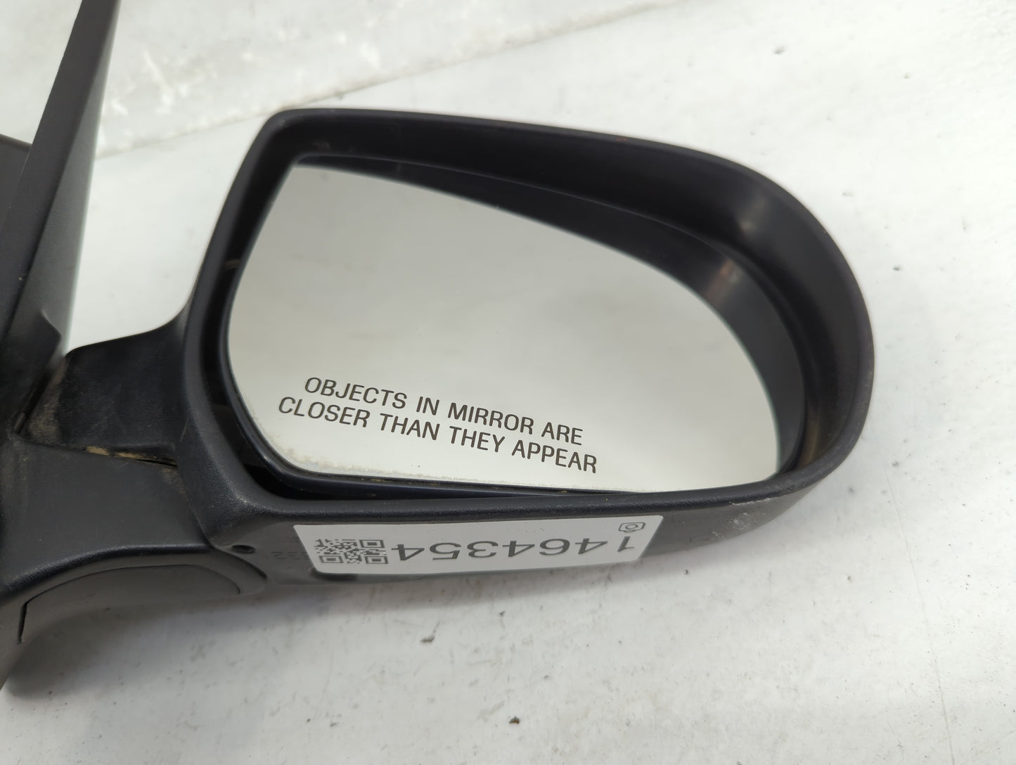 2001-2006 Mazda Tribute Passenger Side View Mirror - Right Door Mirror OEM Used - Oemusedautoparts1.com
