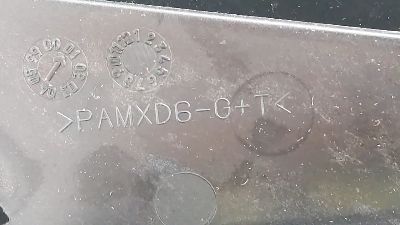 2001-2006 Mazda Tribute Side Mirror Replacement Passenger Right View Door Mirror P/N:E11015321 Fits OEM Used Auto Parts - Oe