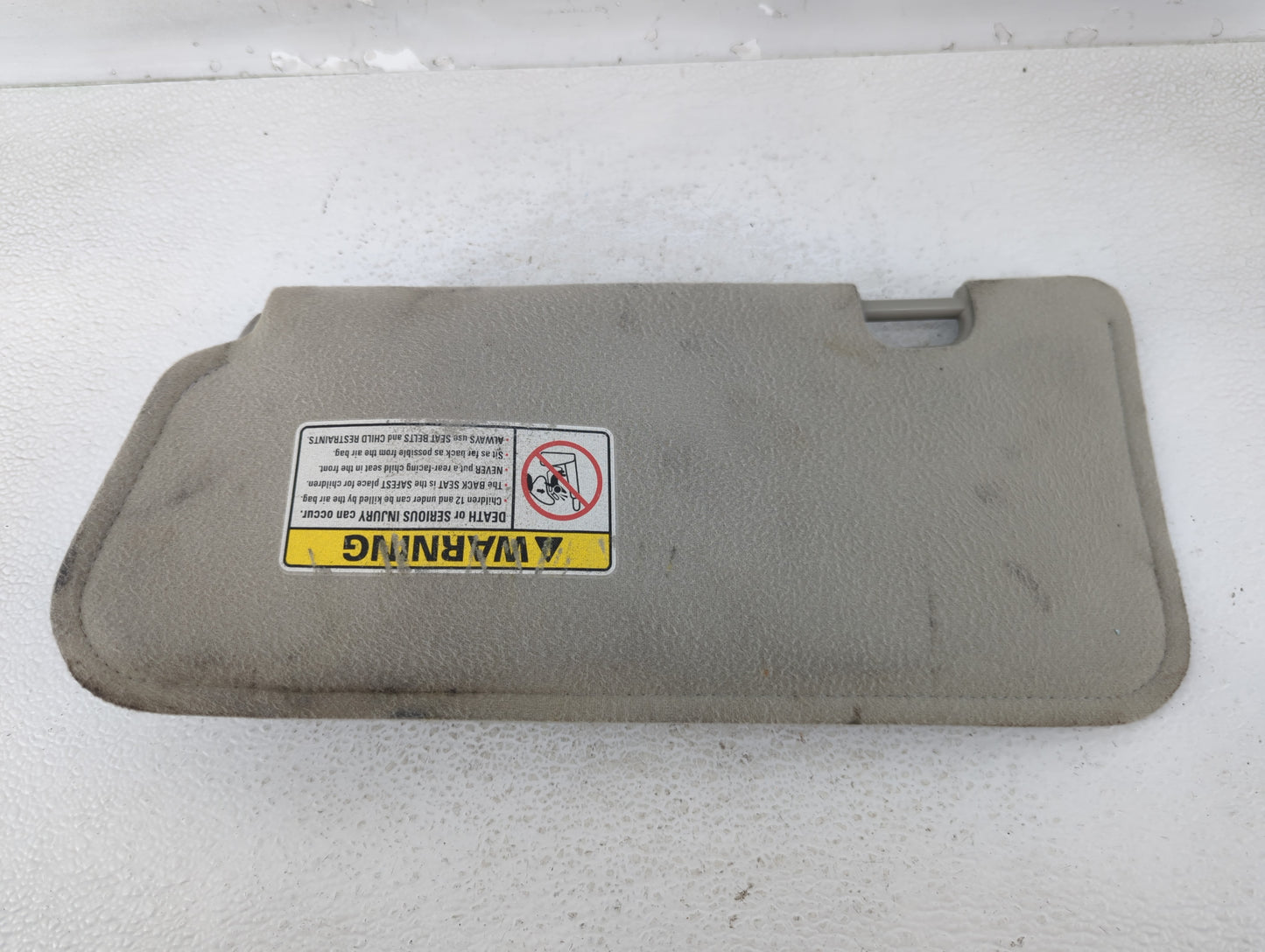 2001-2004 Mazda Tribute Sun Visor Shade Replacement Passenger Right Mirror Fits Fits 2001 2002 2003 2004 OEM Used Auto Parts