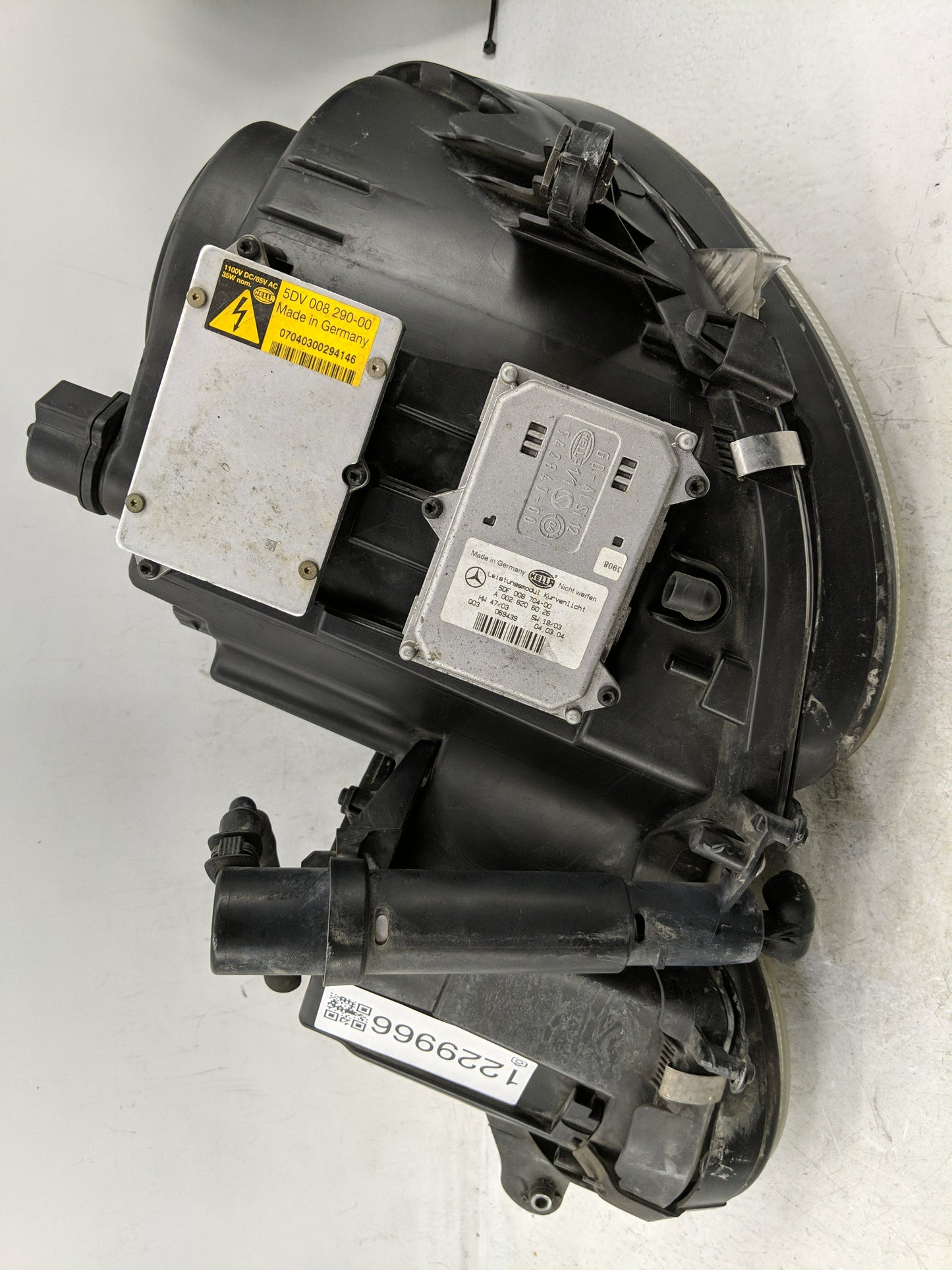 Mercedes-benz 320 Passenger Right Oem Head Light Headlight Lamp - Oemusedautoparts1.com