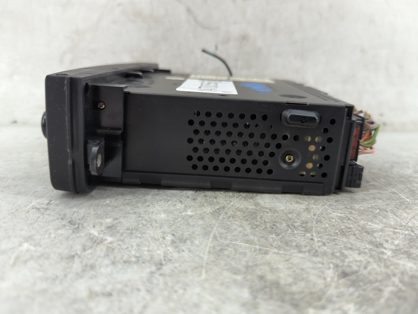 2002-2004 Mercedes-Benz C230 Radio AM FM Cd Player Receiver Replacement P/N:A2038202586 CM1330 Fits Fits 2001 2002 2003 2004