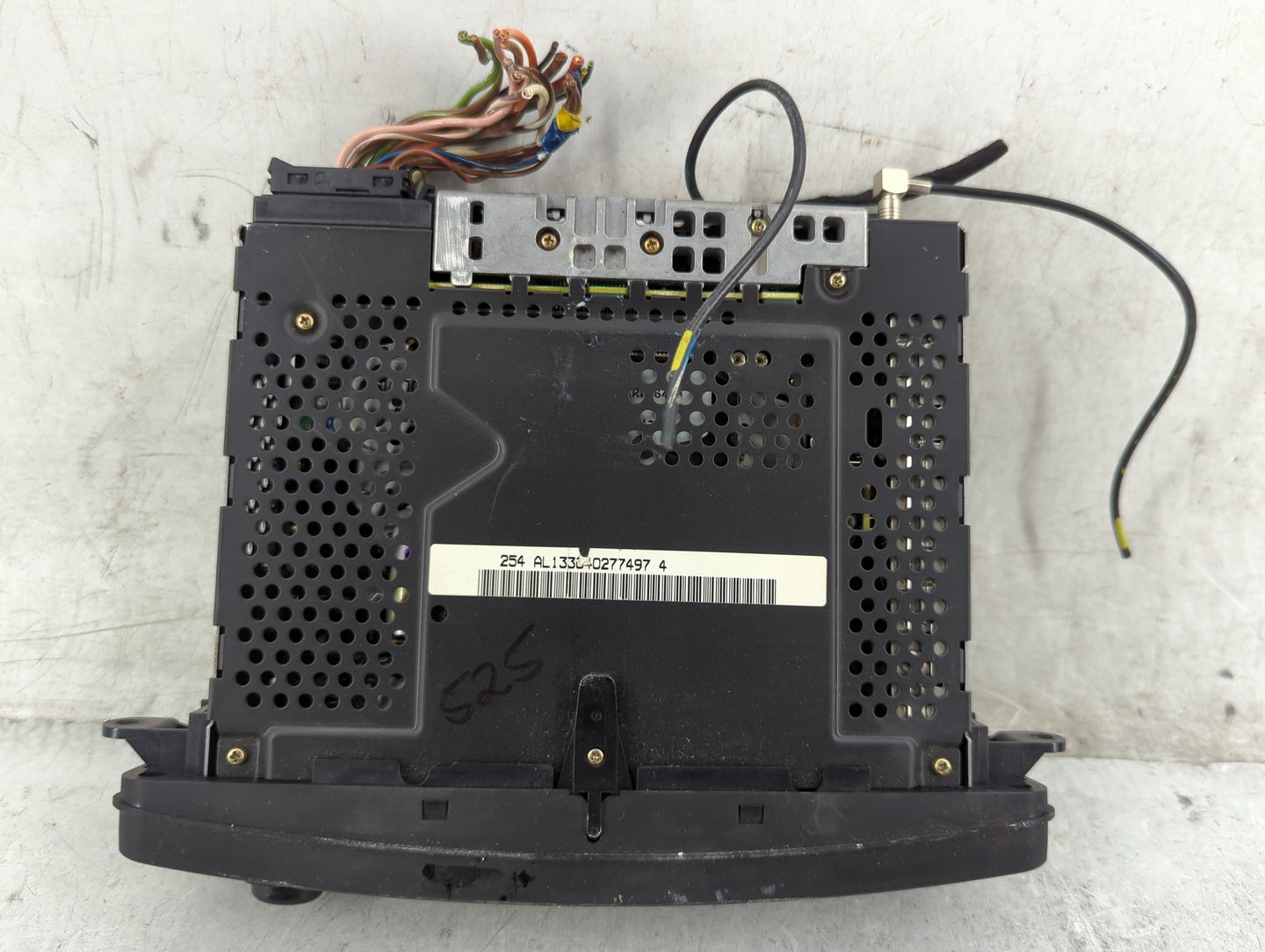 2002-2004 Mercedes-Benz C230 Radio AM FM Cd Player Receiver Replacement P/N:A2038202586 CM1330 Fits Fits 2001 2002 2003 2004