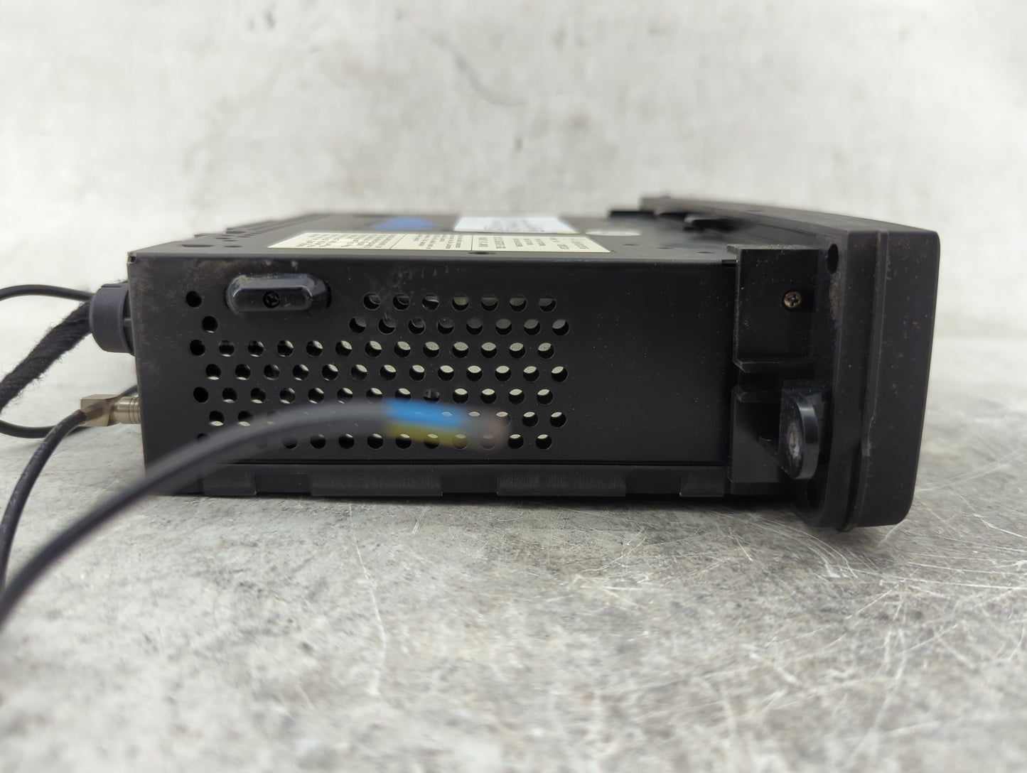 2002-2004 Mercedes-Benz C230 Radio AM FM Cd Player Receiver Replacement P/N:A2038202586 CM1330 Fits Fits 2001 2002 2003 2004