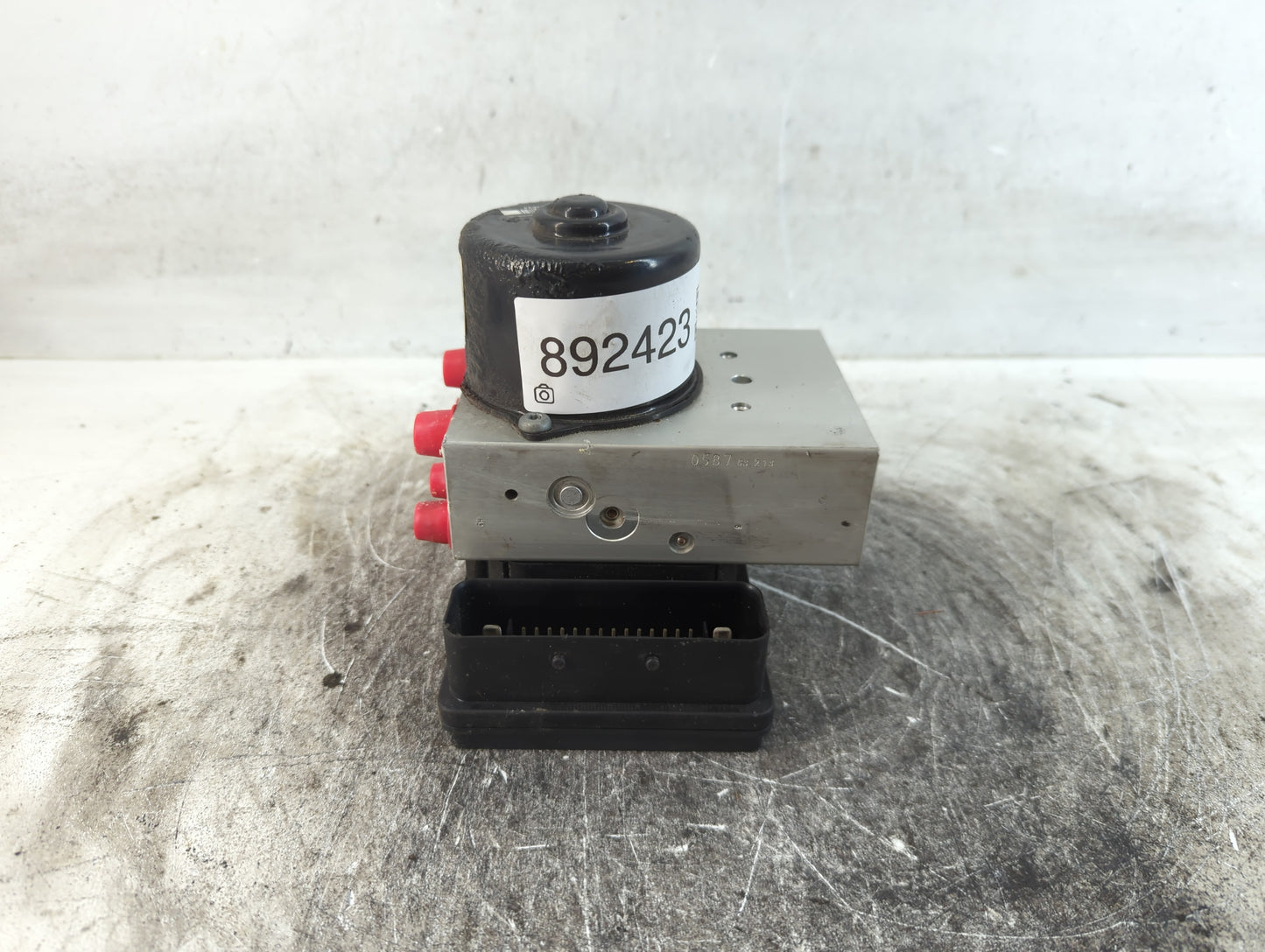 2004-2005 Mercedes-Benz C230 ABS Pump Control Module Replacement P/N:A 004 431 29 12 Q03 Fits Fits 2003 2004 2005 OEM Used A