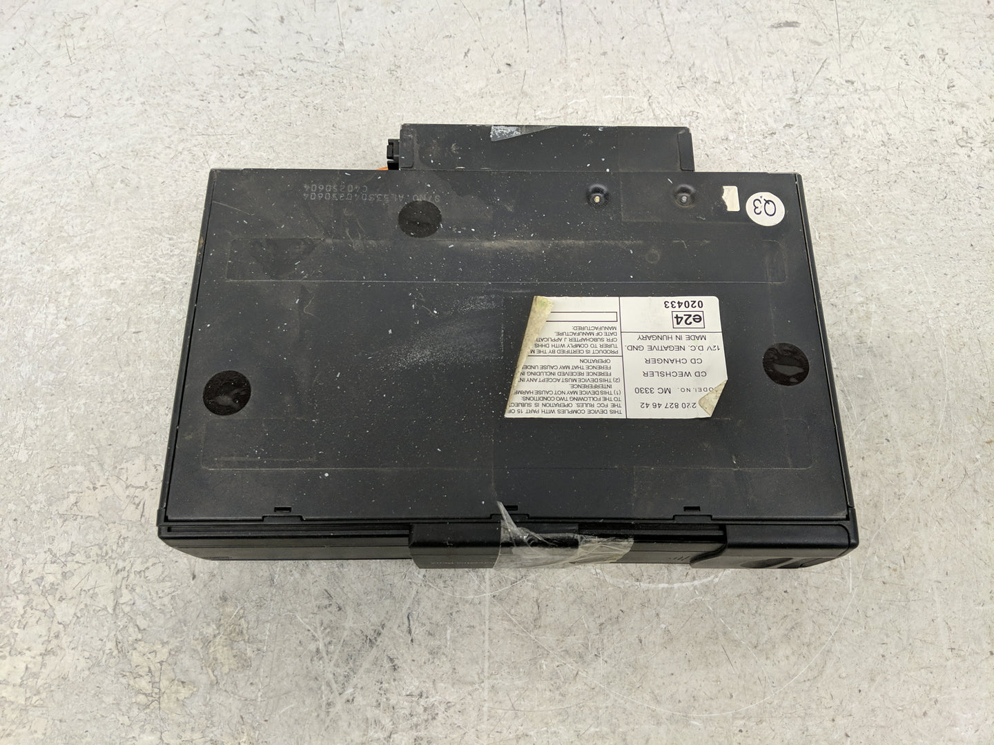 2004 Mercedes-Benz C400 Radio AM FM Cd Player Receiver Replacement P/N:220 827 46 42 Fits Fits 2003 2005 2006 2007 OEM Used 