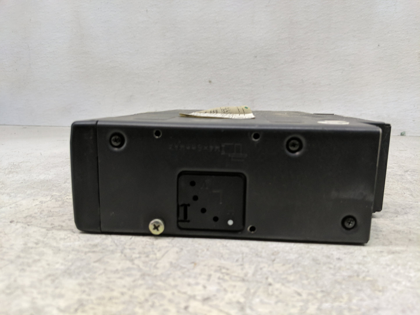 2004 Mercedes-Benz C400 Radio AM FM Cd Player Receiver Replacement P/N:220 827 46 42 Fits Fits 2003 2005 2006 2007 OEM Used 