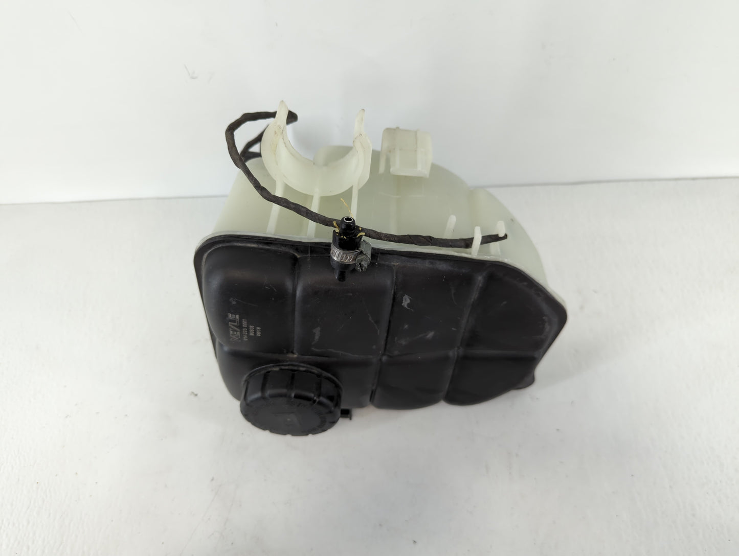 2003 Mercedes-benz Clk500 Windshield Washer Fluid Reservoir Bottle Oem - Oemusedautoparts1.com