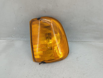 compare product Mercedes-benz E250 Passenger Right Oem Front Light Lamp