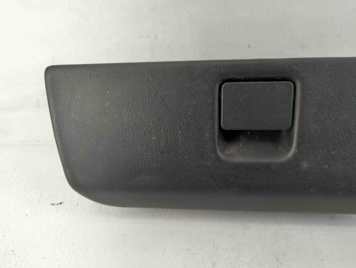 2004 Mercedes-benz Ml350 Passenger Glove Box Door Storage Compartment - Oemusedautoparts1.com