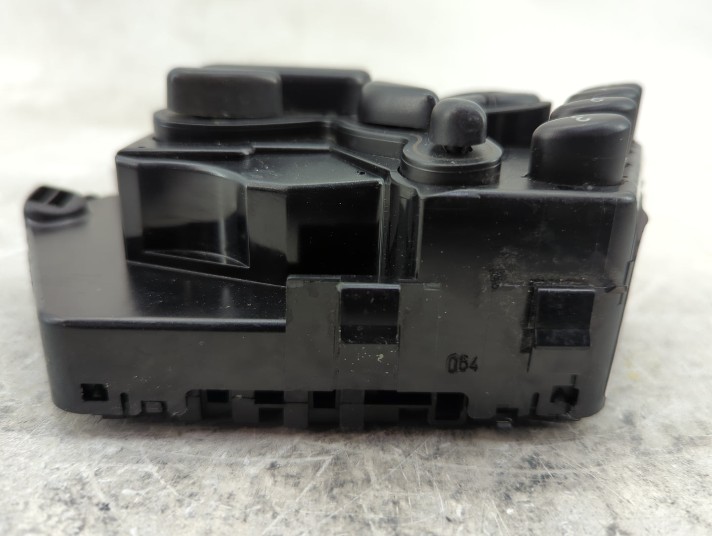 2004 Mercedes-benz S430 Driver Left Seat Switch 03 4630 03|220 821 15 79 - Oemusedautoparts1.com