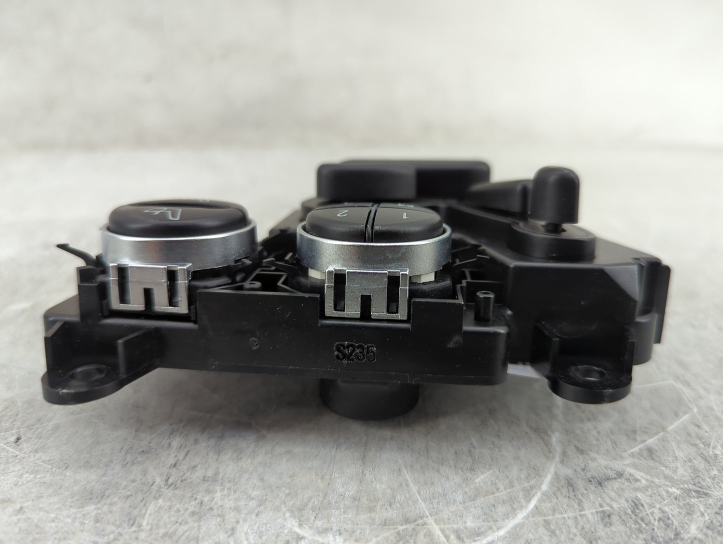 2004 Mercedes-benz Sl500 Seat Control Module A2308210951kz|0346 35 60 - Oemusedautoparts1.com