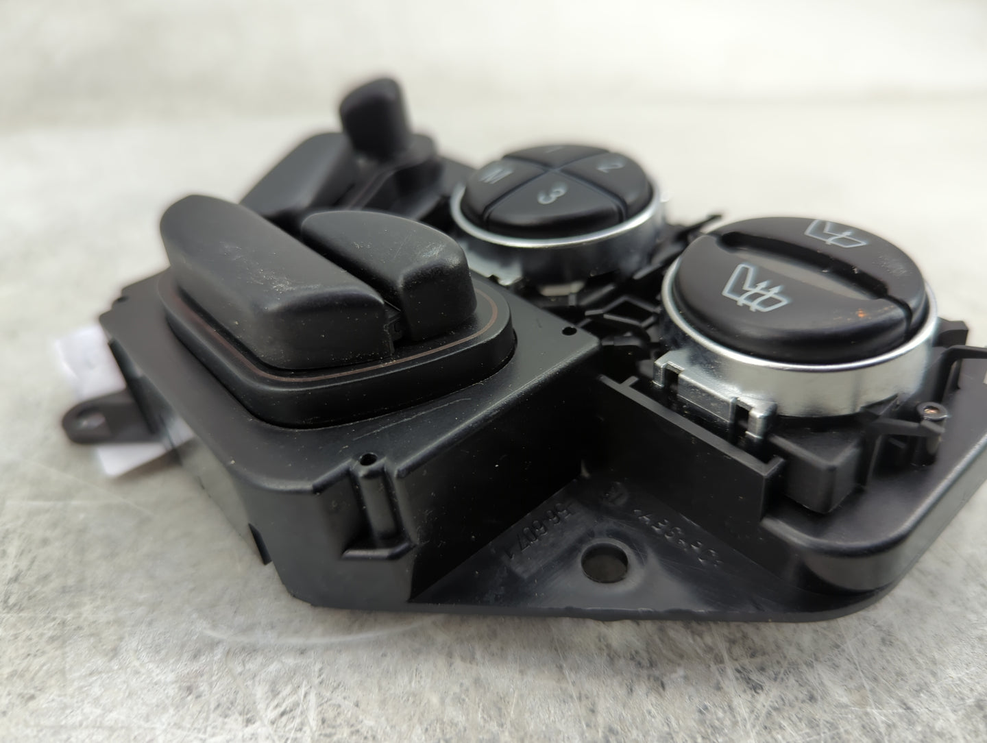 2004 Mercedes-benz Sl500 Seat Control Module A2308210951kz|0346 35 60 - Oemusedautoparts1.com