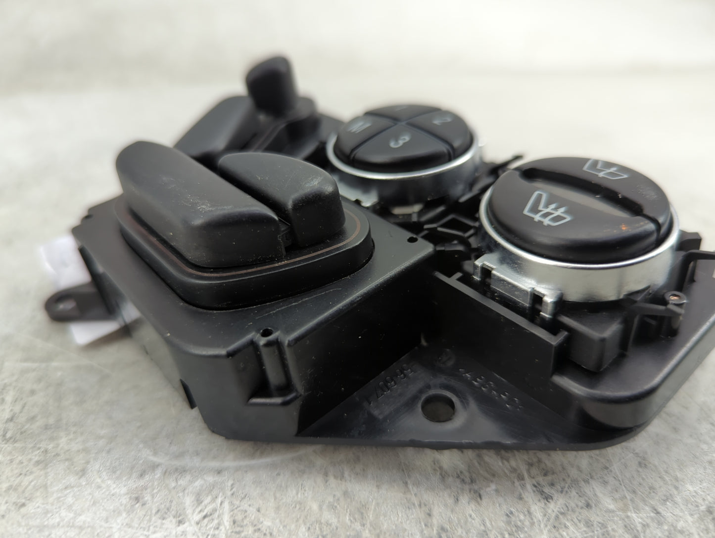 2004 Mercedes-benz Sl500 Seat Control Module A2308210951kz|0346 35 60 - Oemusedautoparts1.com