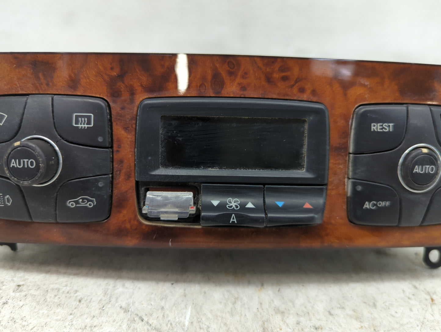 2004 Mercedes Cl-Class Climate Control Module Temperature AC/Heater Replacement P/N:2208301185 5468252 Fits OEM Used Auto Pa