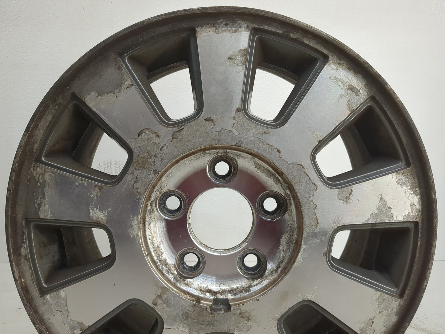 2003-2005 Mercury Grand Marquis Oem Wheel Rim - Oemusedautoparts1.com