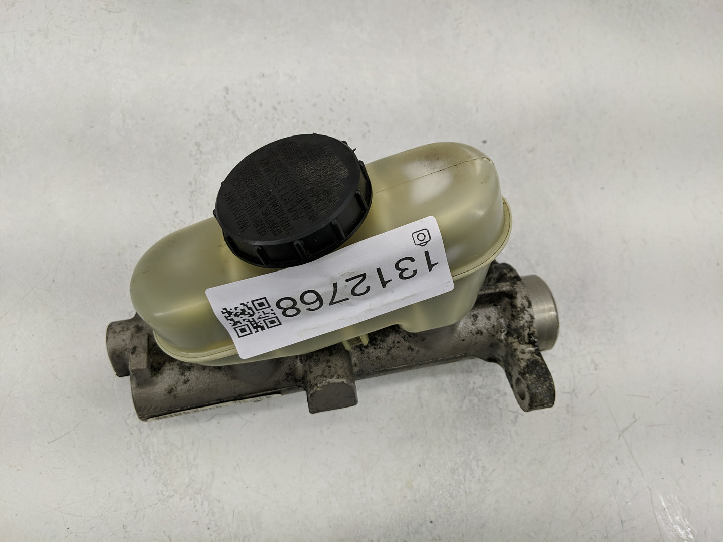 2001-2008 Mercury Grand Marquis Brake Master Cylinder 1312768 - Oemusedautoparts1.com