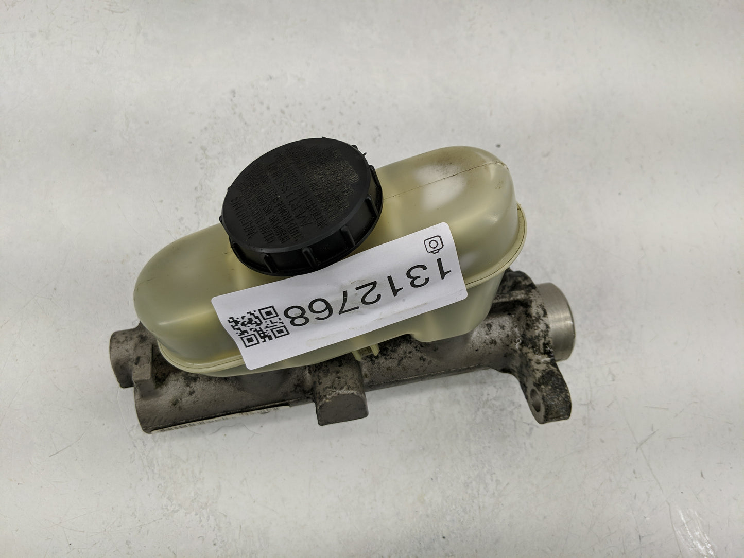 2001-2008 Mercury Grand Marquis Brake Master Cylinder 1312768 - Oemusedautoparts1.com