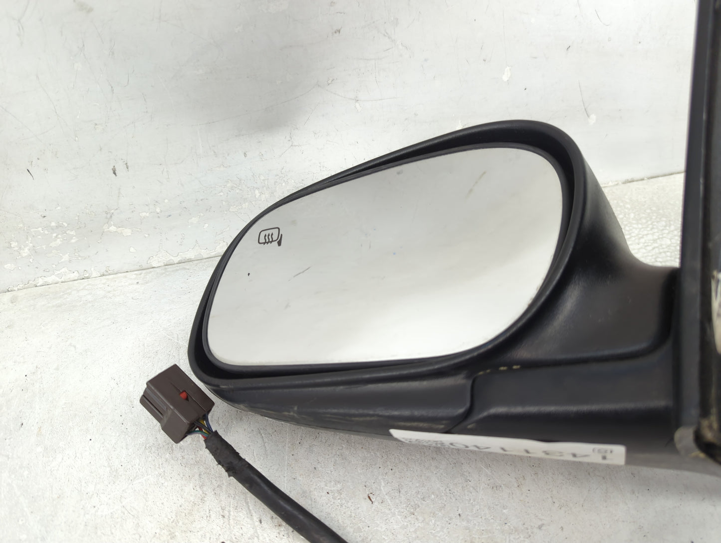 2002-2011 Mercury Grand Marquis Driver Side View Mirror - Left Door Mirror OEM Used - Oemusedautoparts1.com