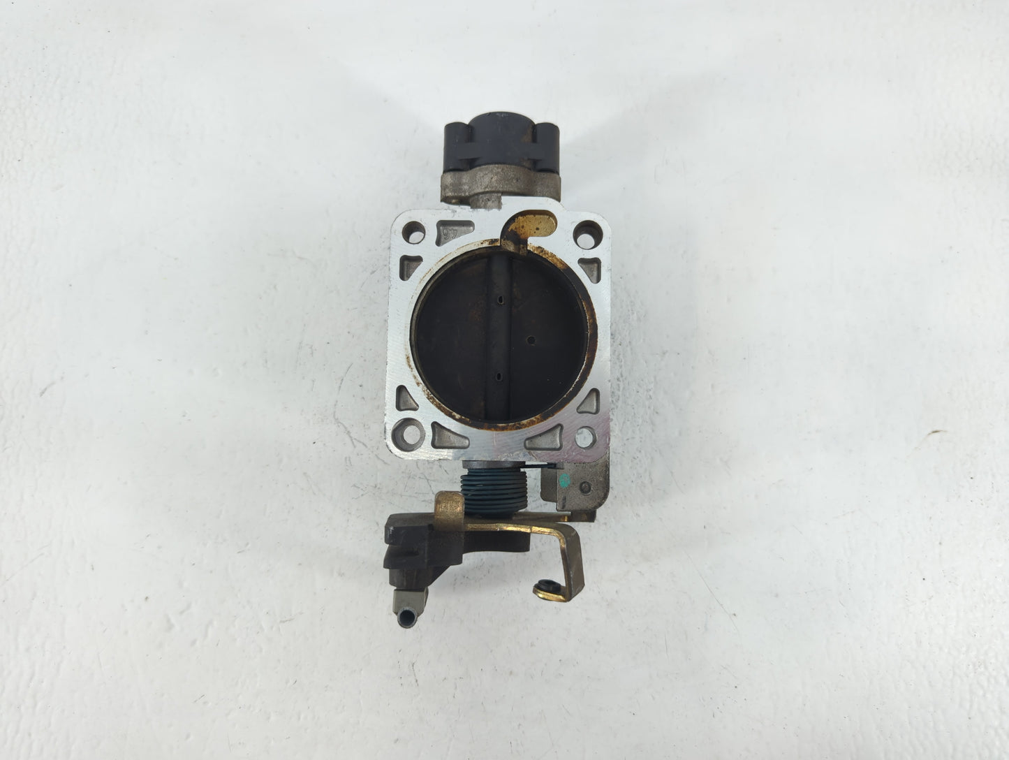 2004 Mercury Grand Marquis Throttle Body P/N:F48F 9B989 AB Fits OEM Used Auto Parts - Oemusedautoparts1.com