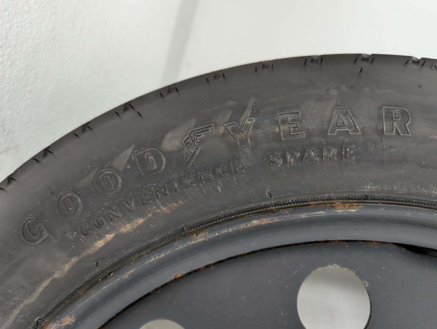 2004 Mercury Montego Spare Donut Tire Wheel Rim Oem - Oemusedautoparts1.com
