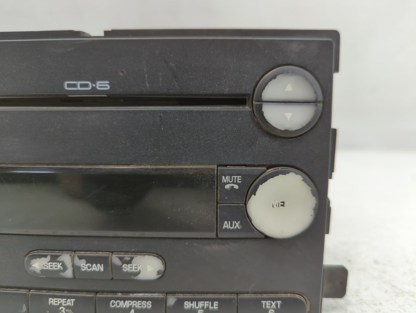 2004-2005 Mercury Monterey Radio AM FM Cd Player Receiver Replacement P/N:3F2T-18C815-BJ 3F2T-18C815-BG Fits Fits 2004 2005 