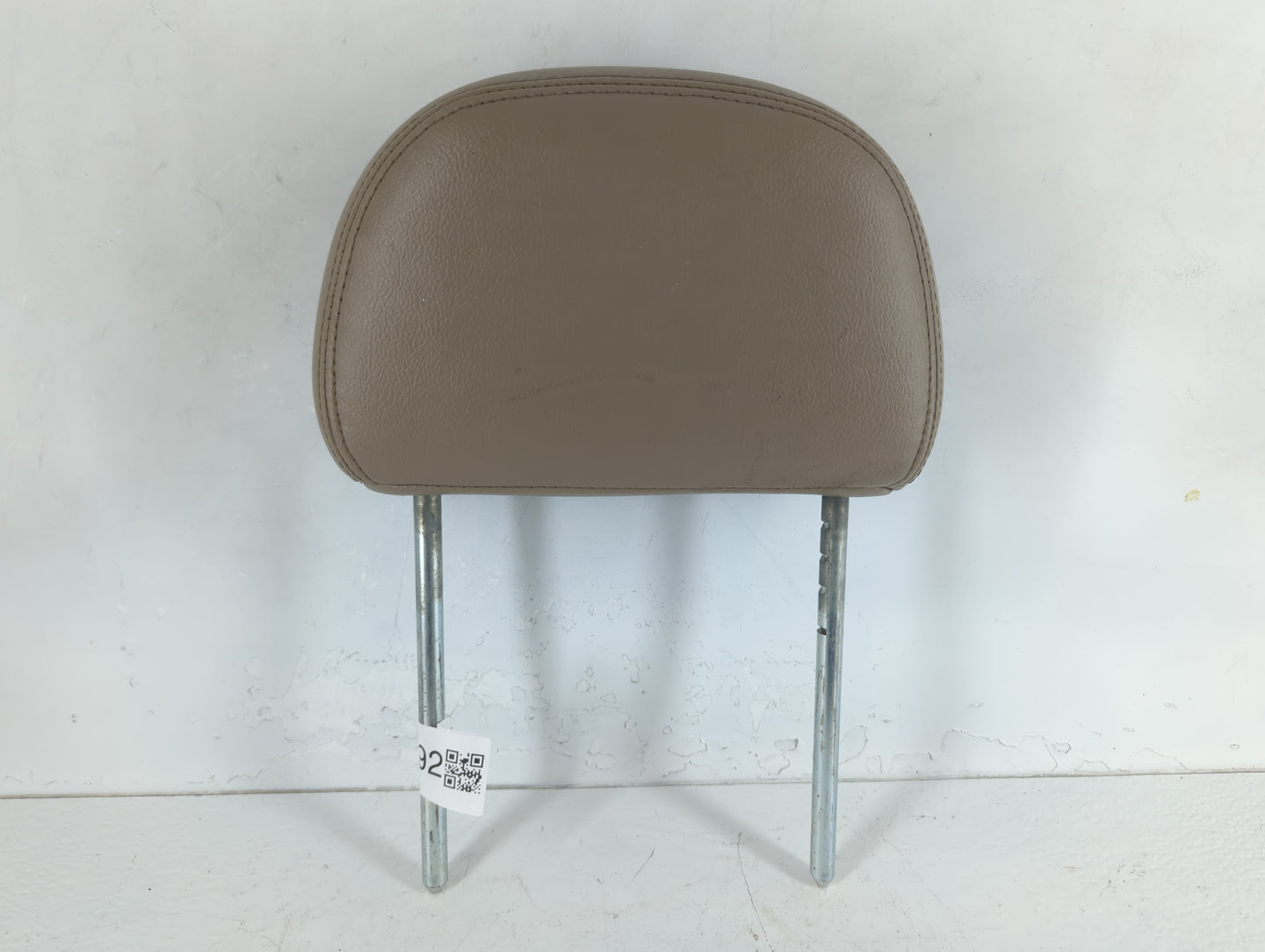 2004 Mercury Mountaineer Headrest Head Rest Front Driver Passenger Seat Fits OEM Used Auto Parts - Oemusedautoparts1.com