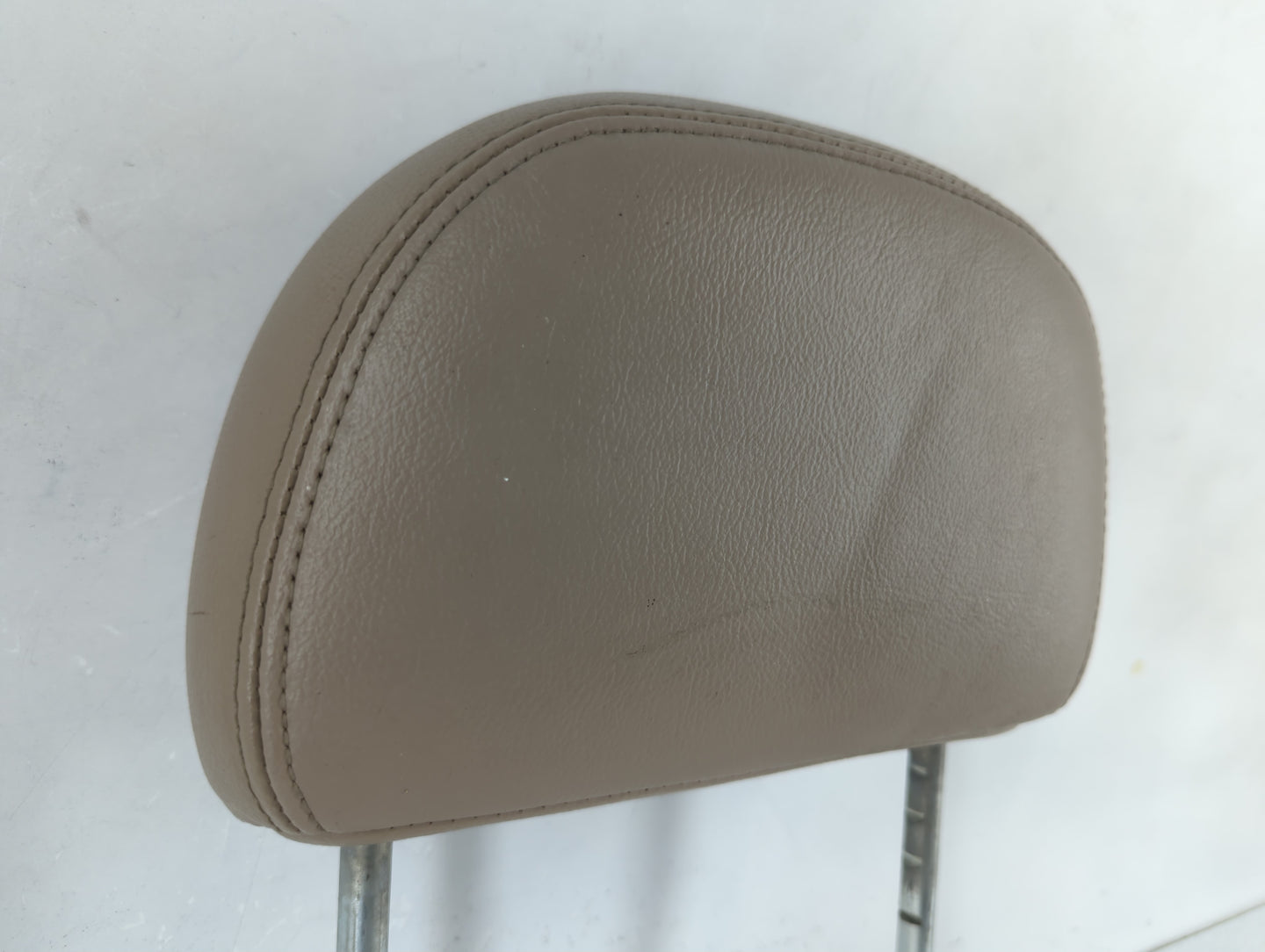 2004 Mercury Mountaineer Headrest Head Rest Front Driver Passenger Seat Fits OEM Used Auto Parts - Oemusedautoparts1.com