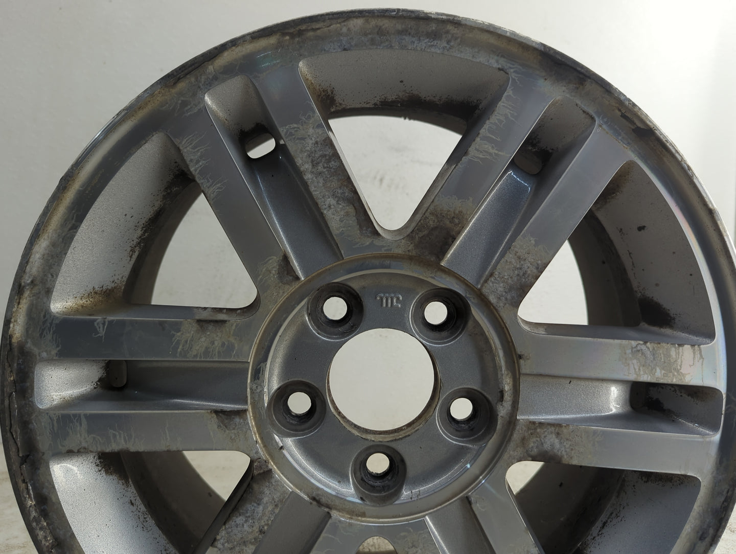 2002-2005 Mercury Mountaineer Oem Wheel Rim 1194432 - Oemusedautoparts1.com