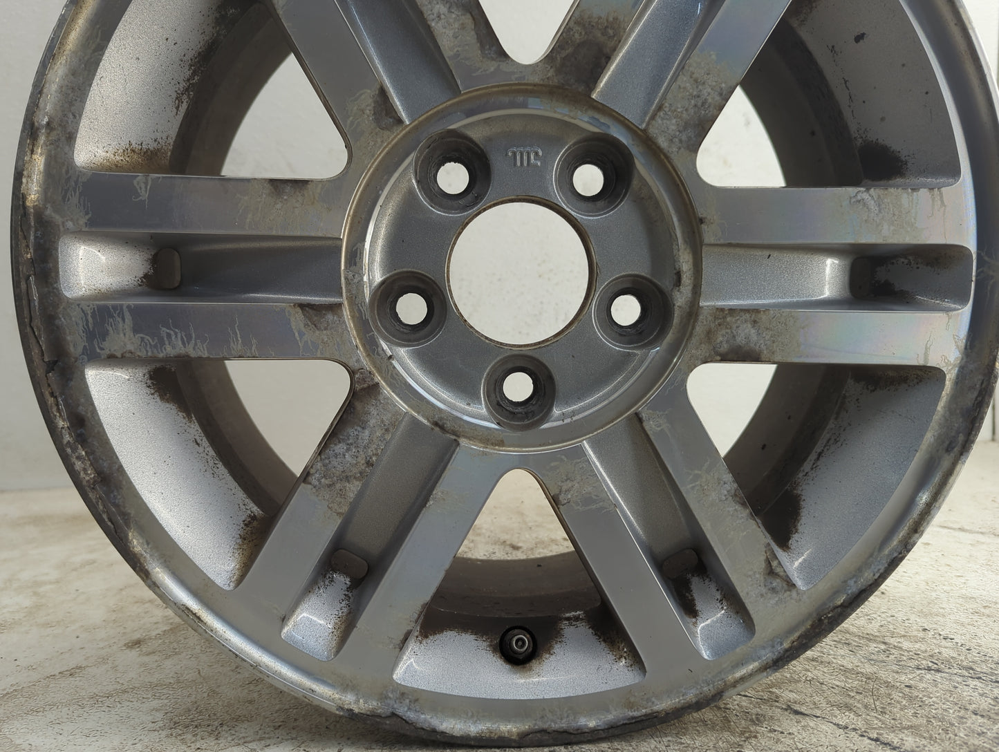 2002-2005 Mercury Mountaineer Oem Wheel Rim 1194432 - Oemusedautoparts1.com