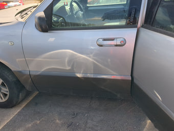 compare product 2002-2005 Mercury Mountaineer Driver Front Door Oem 1196774