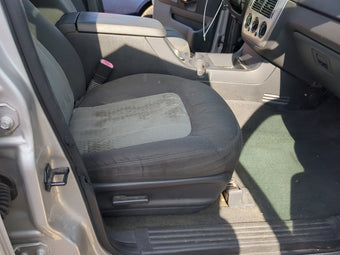 compare product 2004-2004 Mercury Mountaineer Passenger Front Seat Oem