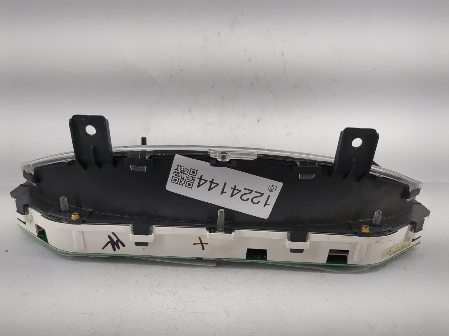 2004-2005 Mercury Mountaineer Instrument Cluster Speedometer Gauges P/N:5L2T-10849-GA Fits Fits 2004 2005 OEM Used Auto Part