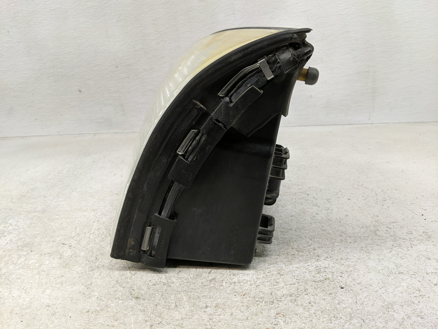 2002-2005 Mercury Mountaineer Driver Left Oem Head Light Headlight Lamp - Oemusedautoparts1.com