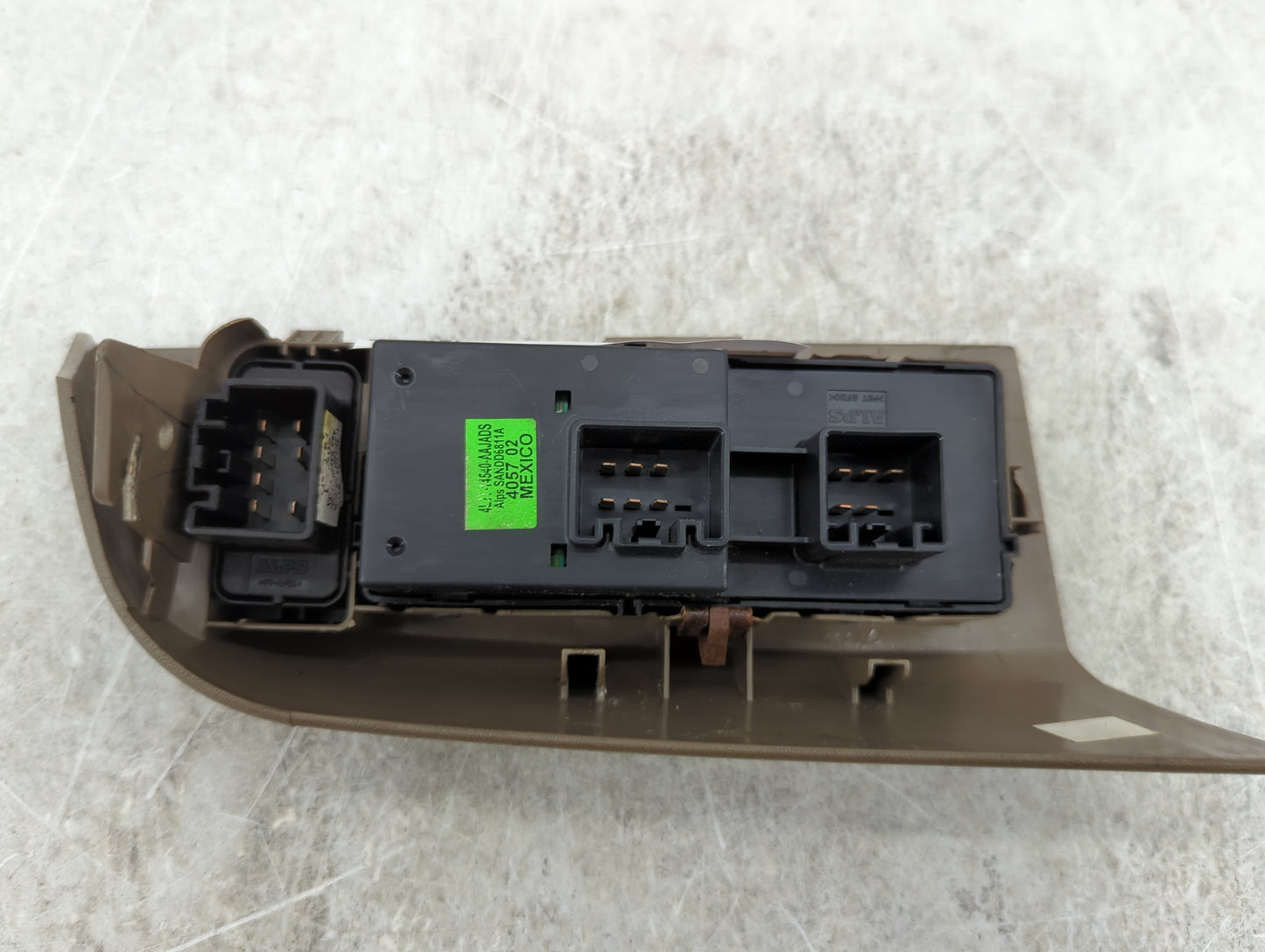 2004-2005 Mercury Mountaineer Master Power Window Switch Replacement Driver Side Left P/N:4L2T-14540-AAJADS SANDD6811A Fits 